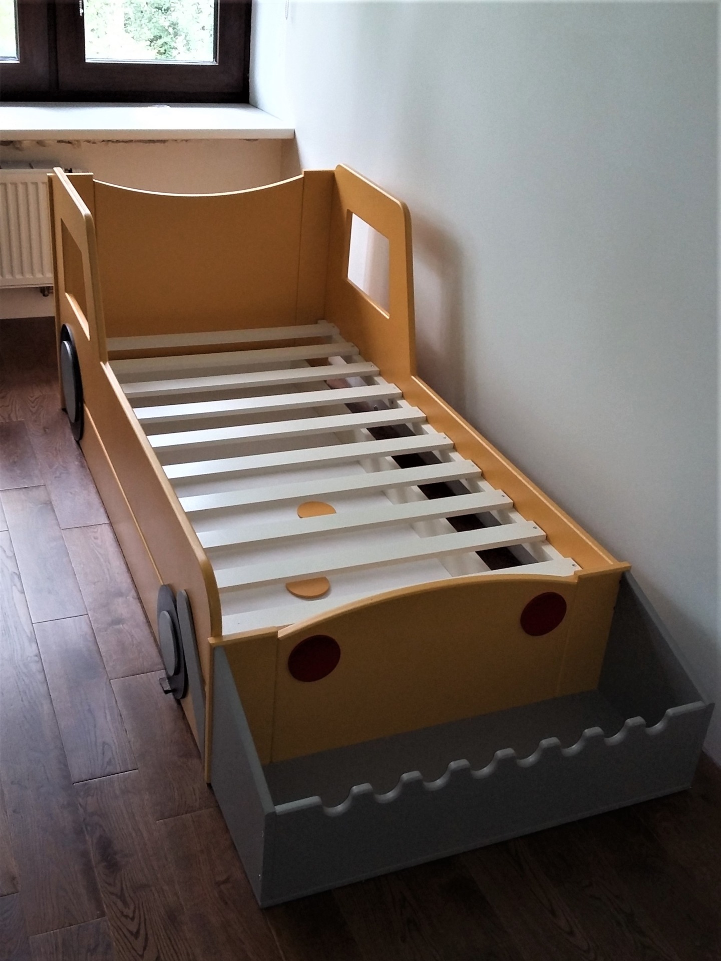детская кровать трактор из дерева на заказ